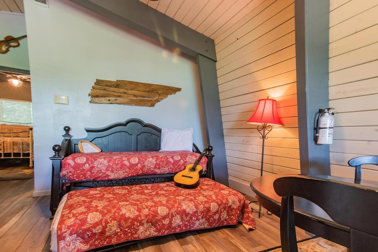 Hummingbird Gatlinburg Exterior foto